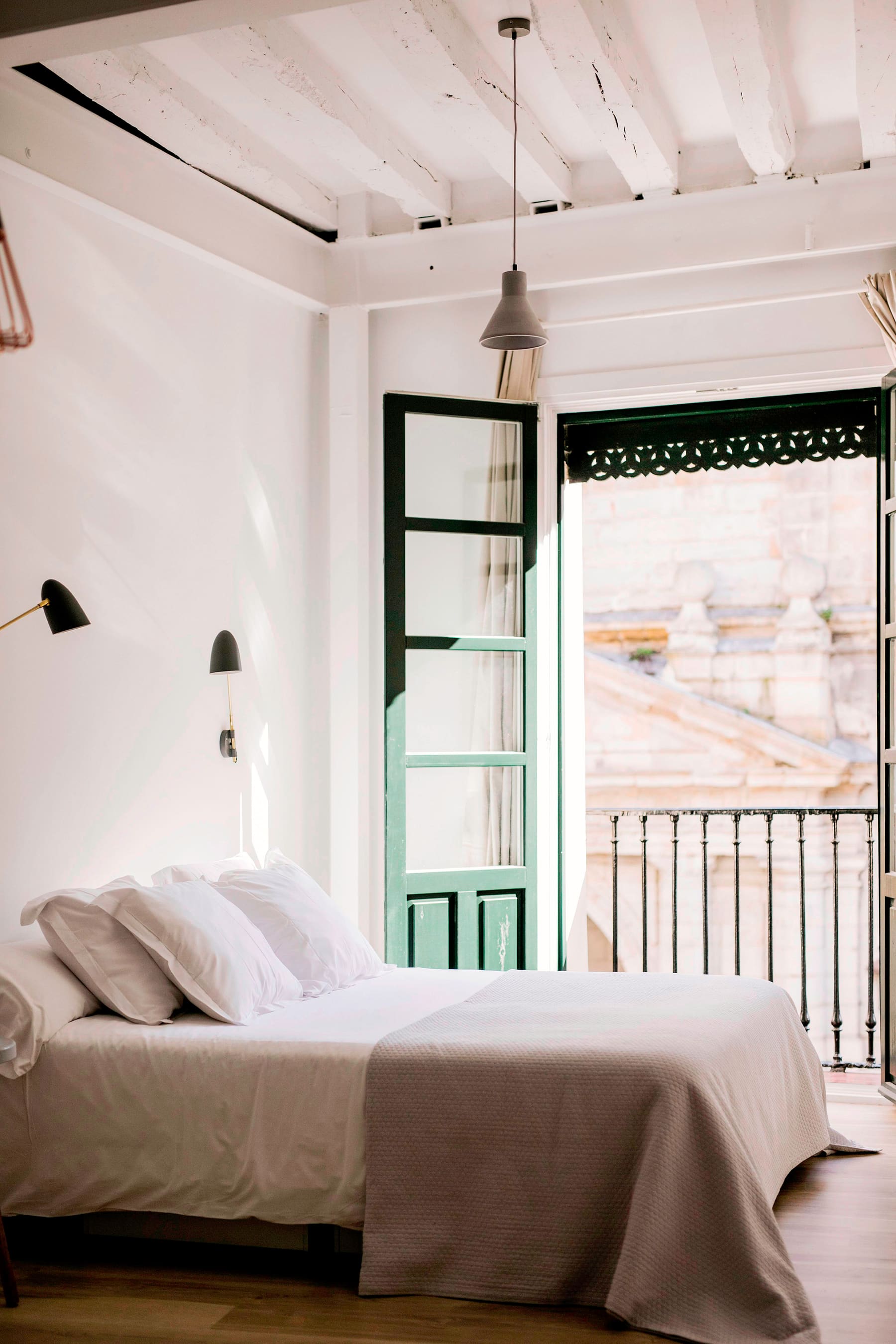 Elegant Suite 4